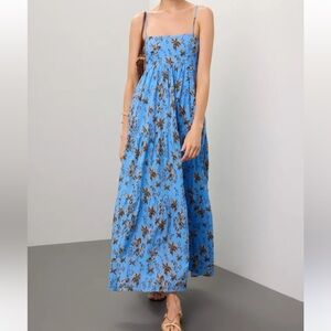 Kivari Paola Dress Size 4 Blue Floral Maxi Smocked Tropical Vacation Resort